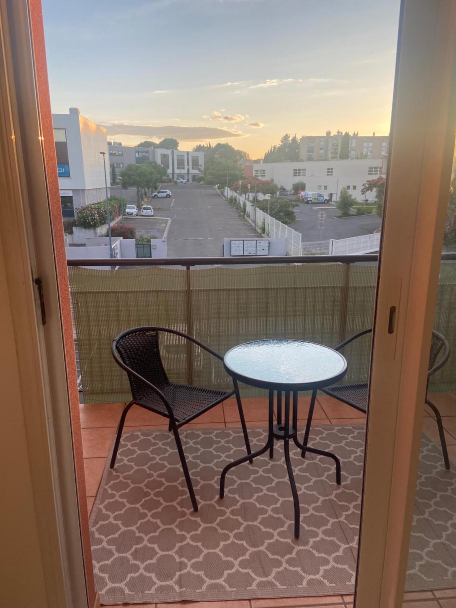 Apparemment Lumineux Proche De La Mer Apartment Beziers Exterior photo