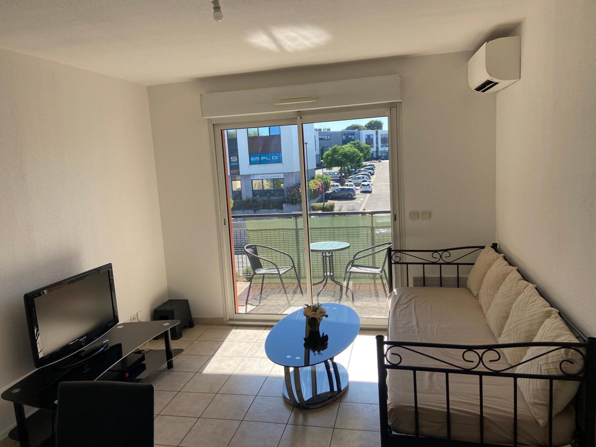 Apparemment Lumineux Proche De La Mer Apartment Beziers Exterior photo